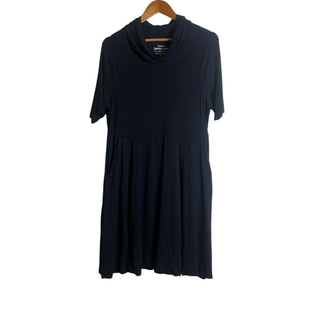 Torrid super soft‎ knits black short sleeve knit dress
